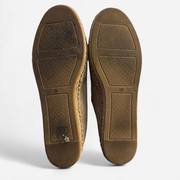 **SOLD** - Picture 6 of 7